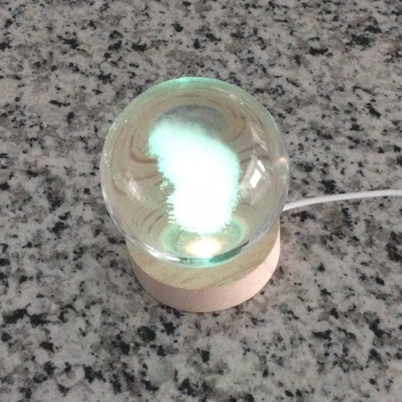 Home 3D Crystal Ball Night Light with LED light base. luminous Crystal Ball - Picture 6 of 11